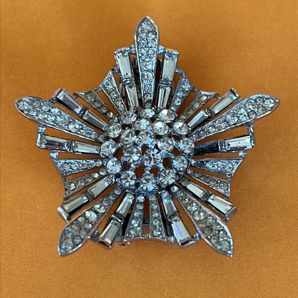 Crown Trifari Vintage Sterling Star Rhinestone Fur Clip, Missing 1 Stone